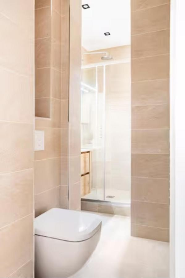 The Square, Paris-Asnieres, Private Apartment With Bedroom And Living Room 외부 사진